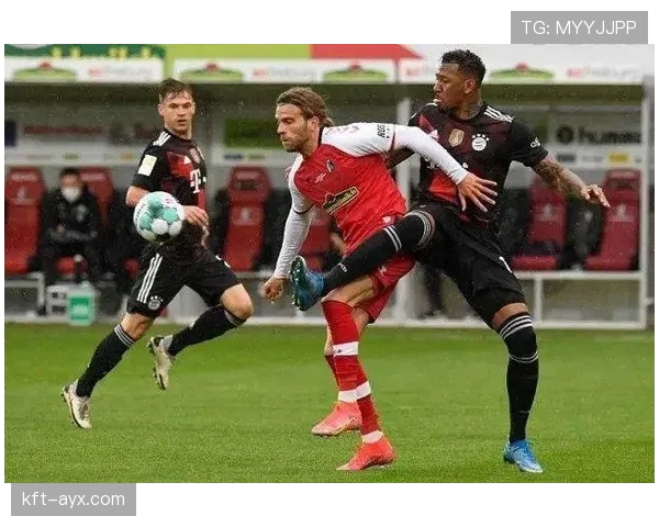 弗赖堡锋线火力全开，强势表现助球队冲击积分榜前列