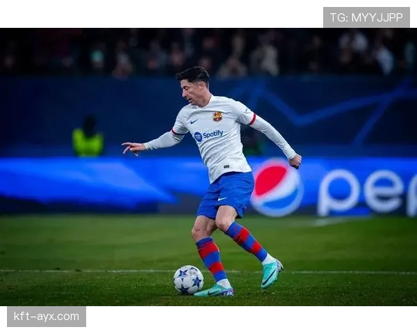 哈维离任后巴萨体系延续性承压,重建进程与成绩稳定性面临考验 哈维离任后巴萨体系延续性承压,重建进程与成绩稳定性面临考验